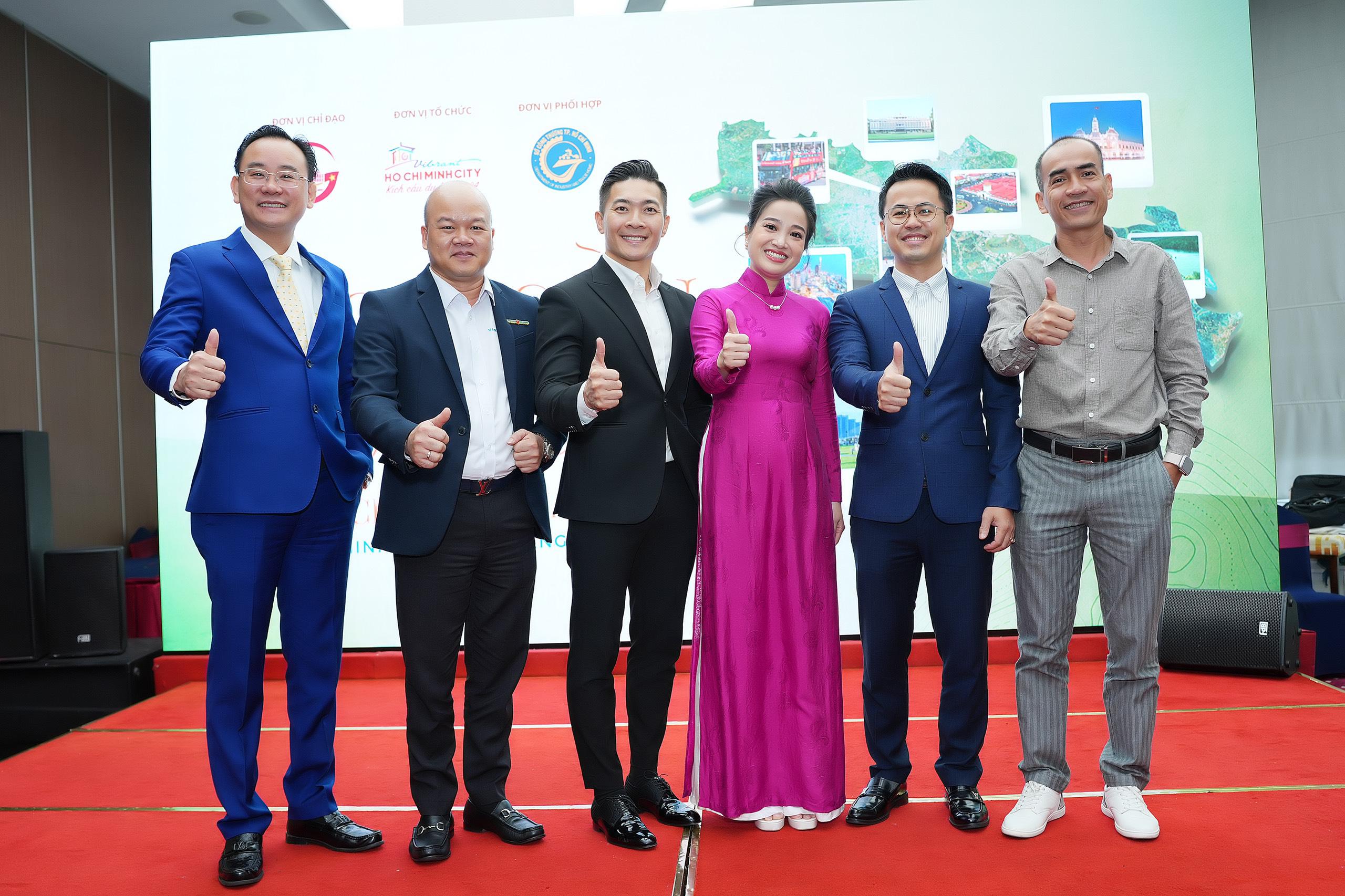 CAO XOA THẢO DƯỢC GIANG’S TIÊN PHONG: DOANH NGHIỆP TIÊN PHONG THAM GIA LIÊN MINH DỊCH VỤ DU LỊCH THÀNH PHỐ 